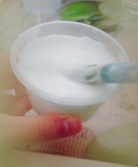 自制爆料奶昔视频教程,轻松学会制作健康饮品教程  第2张